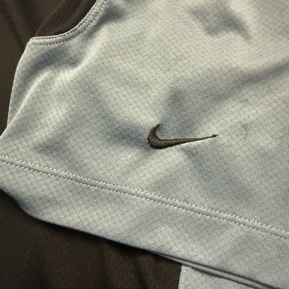 Nike Golf Dri-Fit 1/4 Zip Polo Black Blue Men’s Medium Performance - Picture 7 of 7